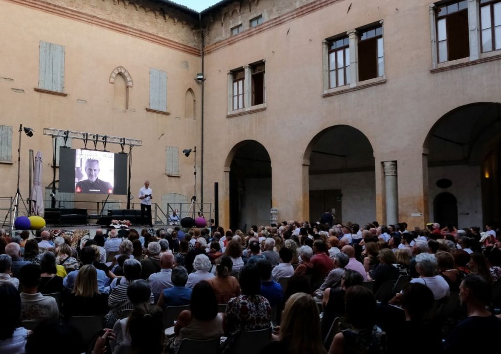 Love Talk, l’amore in tante forme